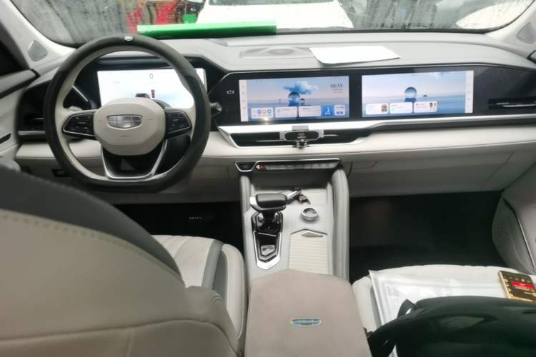 Used Geely Auto Monjaro L Intelligent Engine 2024 1.5T Tiangong Edition Center Console