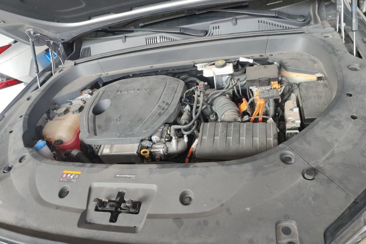 Used Geely Auto Monjaro L Intelligent Engine 2024 1.5T Tiangong Edition Engine Bay