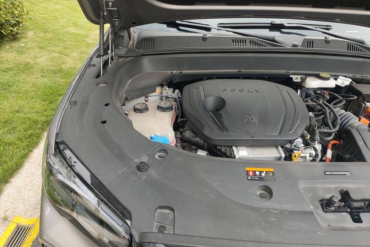 Used Geely Auto Monjaro L Intelligent Engine 2024 1.5T Tiangong Edition Engine Bay Right