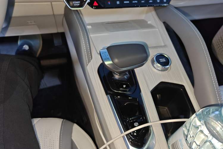 Used Geely Auto Monjaro L Intelligent Engine 2024 1.5T Tiangong Edition Gear Lever