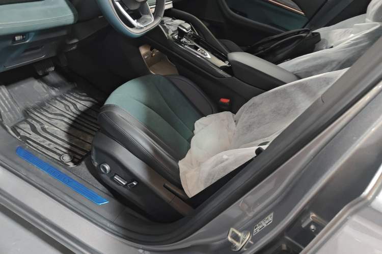 Used Geely Auto Monjaro L Intelligent Engine 2024 1.5T Tiangong Edition Left Front Seat
