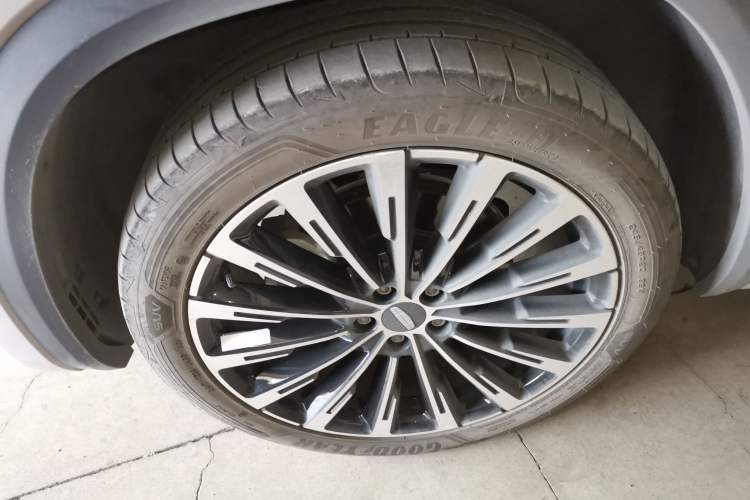 Used Geely Auto Monjaro L Intelligent Engine 2024 1.5T Tiangong Edition Left Front Wheel Hub