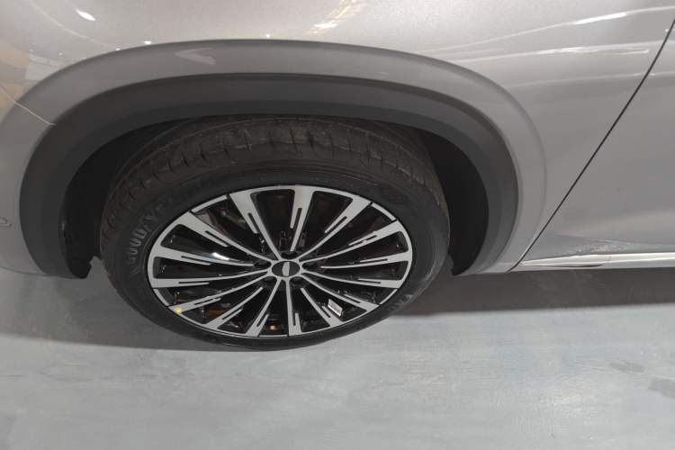 Used Geely Auto Monjaro L Intelligent Engine 2024 1.5T Tiangong Edition Left Front Wheel Hub