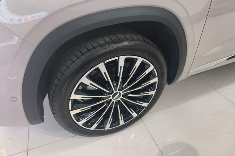 Used Geely Auto Monjaro L Intelligent Engine 2024 1.5T Galaxy Edition Left Front Wheel Hub