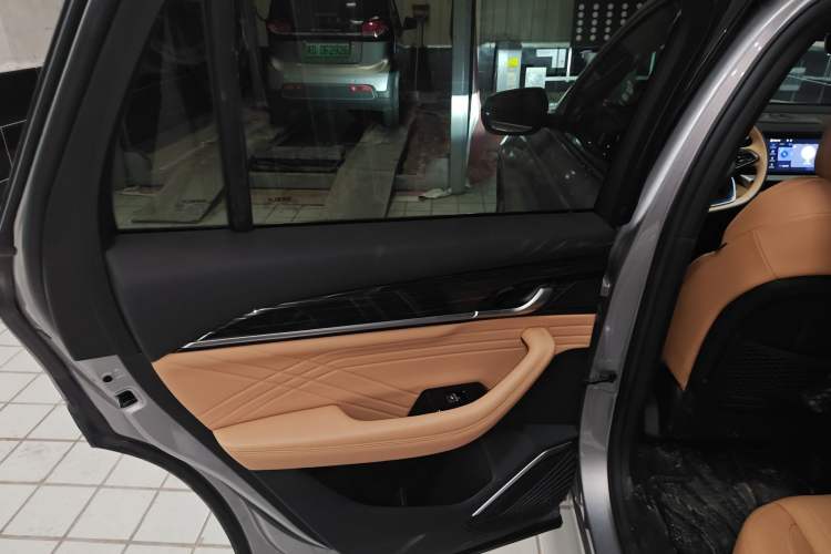 Used Geely Auto Monjaro L Intelligent Engine 2024 1.5T Tiangong Edition Left Rear Door Interior