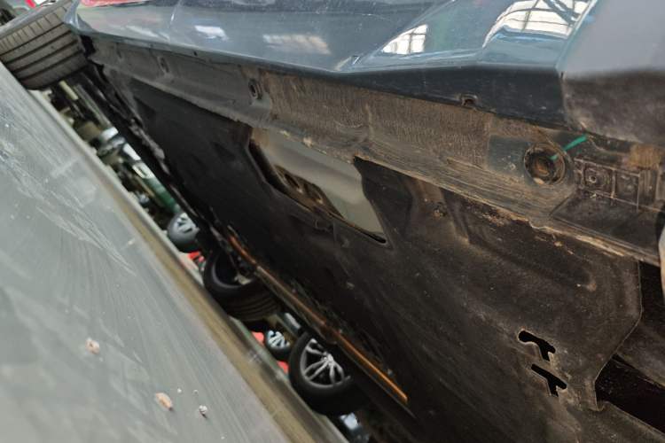 Used Geely Auto Monjaro L Intelligent Engine 2024 1.5T Tiangong Edition Left Side Sill