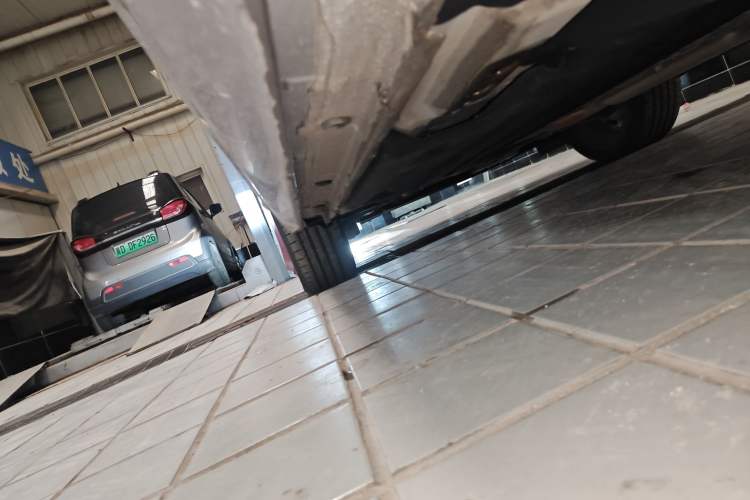 Used Geely Auto Monjaro L Intelligent Engine 2024 1.5T Tiangong Edition Left Side Sill