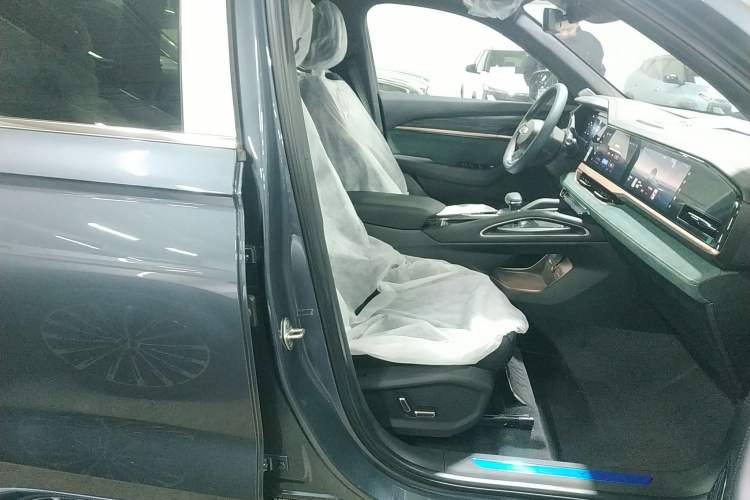 Used Geely Auto Monjaro L Intelligent Engine 2024 1.5T Tiangong Edition Right Front Seat