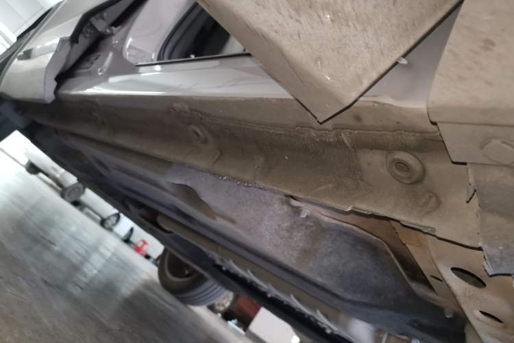 Used Geely Auto Monjaro L Intelligent Engine 2024 1.5T Tiangong Edition Right Side Sill
