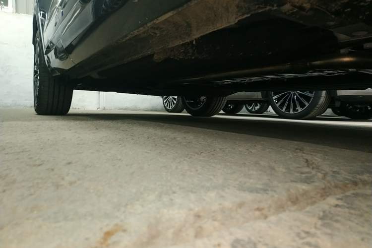 Used Geely Auto Monjaro L Intelligent Engine 2024 1.5T Tiangong Edition Right Side Sill