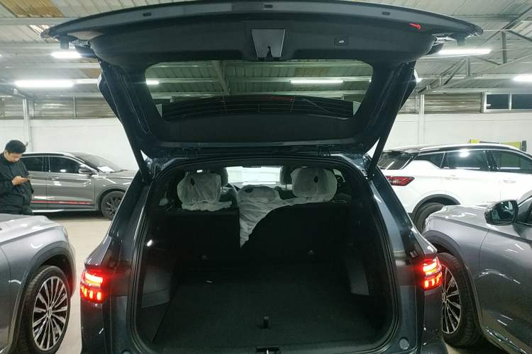 Used Geely Auto Monjaro L Intelligent Engine 2024 1.5T Tiangong Edition Trunk