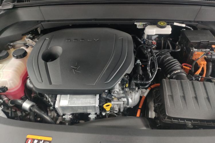 Used Geely Auto Monjaro L Intelligent Engine 2024 1.5T Tiangong Edition Engine Bay