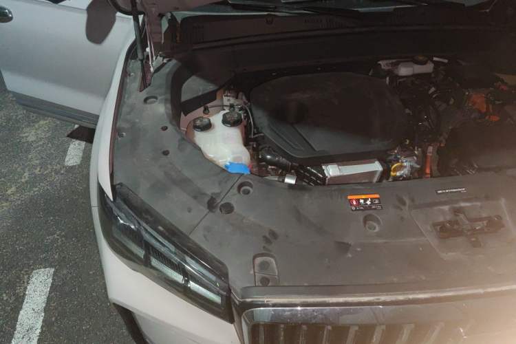 Used Geely Auto Monjaro L Intelligent Engine 2024 1.5T Tiangong Edition Engine Bay Right
