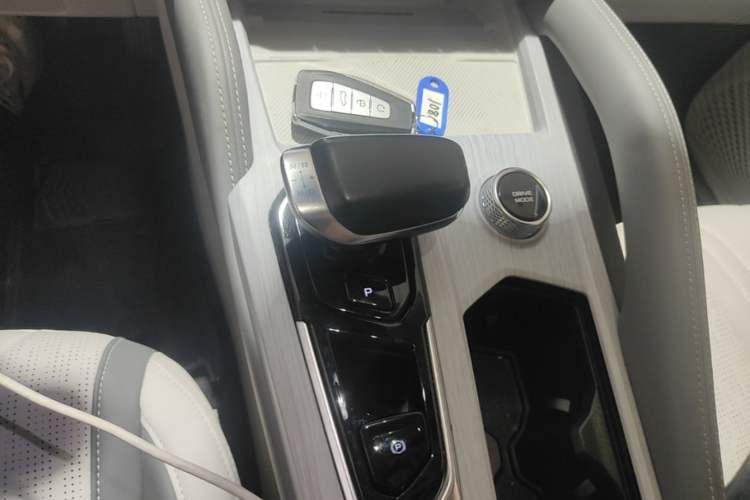 Used Geely Auto Monjaro L Intelligent Engine 2024 1.5T Tiangong Edition Gear Lever