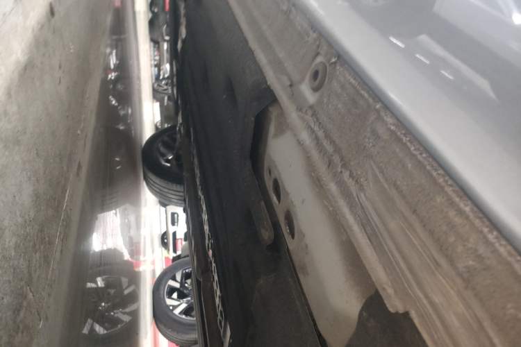 Used Geely Auto Monjaro L Intelligent Engine 2024 1.5T Tiangong Edition Left Side Sill