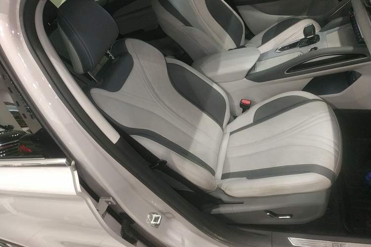 Used Geely Auto Monjaro L Intelligent Engine 2024 1.5T Tiangong Edition Right Front Seat