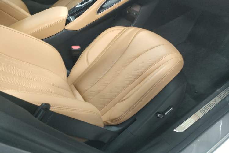 Used Geely Auto Monjaro L Intelligent Engine 2024 1.5T Tiangong Edition Right Front Seat