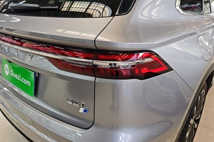 Used Geely Auto Monjaro L Intelligent Engine 2024 1.5T Tiangong Edition Right Rear Taillight