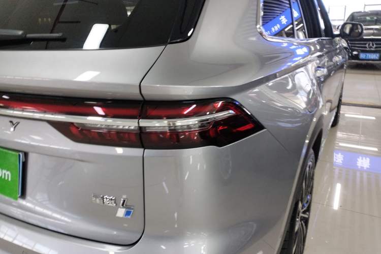 Used Geely Auto Monjaro L Intelligent Engine 2024 1.5T Tiangong Edition Right Rear Taillight
