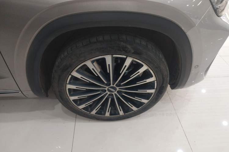 Used Geely Auto Monjaro L Intelligent Engine 2024 1.5T Tiangong Edition Right Rear Wheel Hub