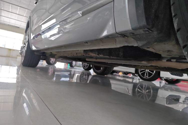 Used Geely Auto Monjaro L Intelligent Engine 2024 1.5T Galaxy Edition Right Side Sill