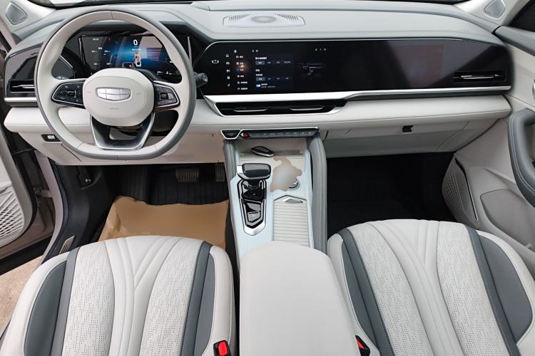 Used Geely Auto Monjaro L Intelligent Engine 2024 1.5T Tiangong Edition Center Console