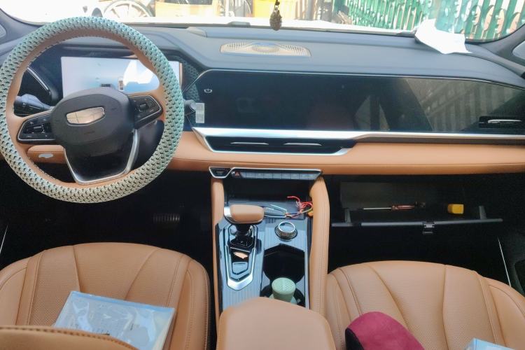 Used Geely Auto Monjaro L Intelligent Engine 2024 1.5T Tiangong Edition Center Console