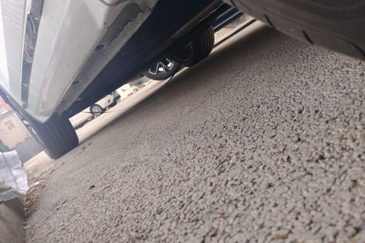Used Geely Auto Monjaro L Intelligent Engine 2024 1.5T Tiangong Edition Chassis Front Right
