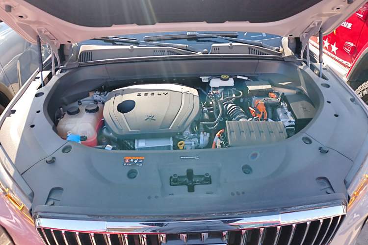 Used Geely Auto Monjaro L Intelligent Engine 2024 1.5T Galaxy Edition Engine Bay