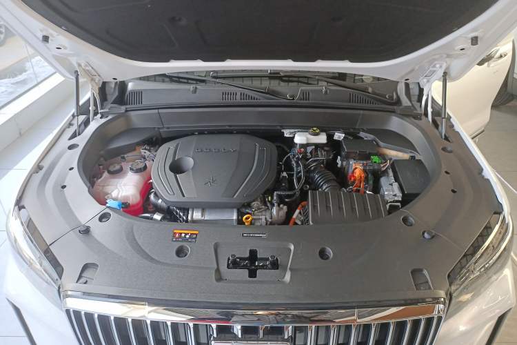 Used Geely Auto Monjaro L Intelligent Engine 2024 1.5T Tiangong Edition Engine Bay