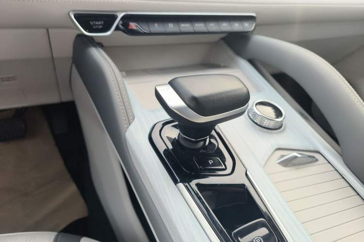 Used Geely Auto Monjaro L Intelligent Engine 2024 1.5T Tiangong Edition Gear Lever