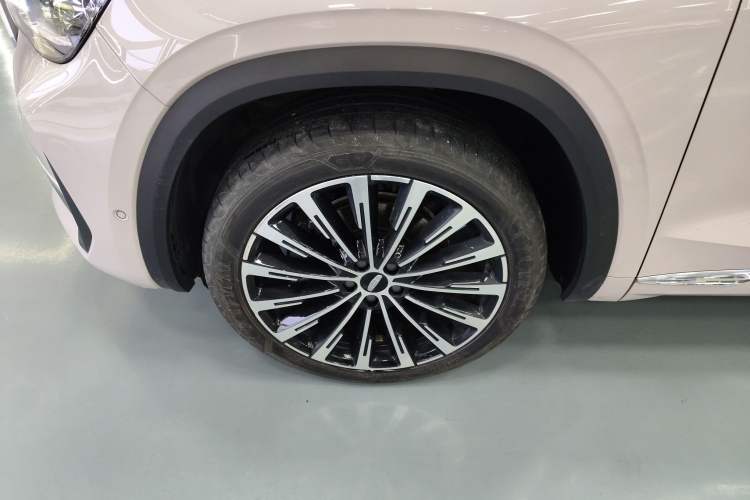 Used Geely Auto Monjaro L Intelligent Engine 2024 1.5T Tiangong Edition Left Front Wheel Hub