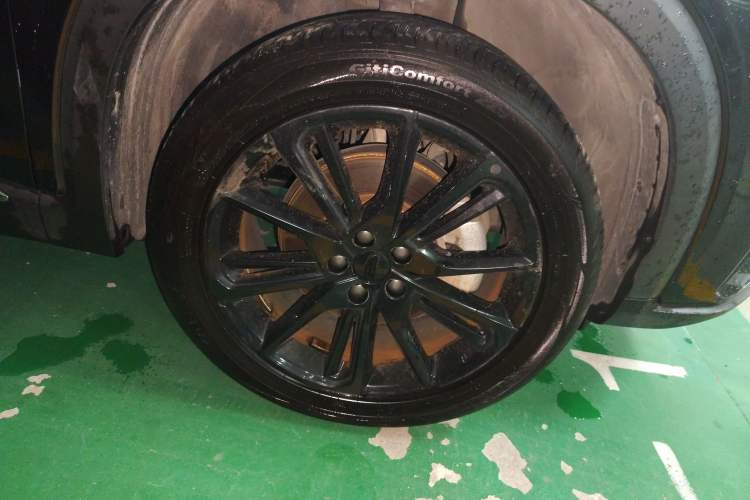 Used Geely Auto Monjaro New Energy 2021 ePro YAOXINGZHE Pure Electric Range 56 KM Right Front Wheel Hub