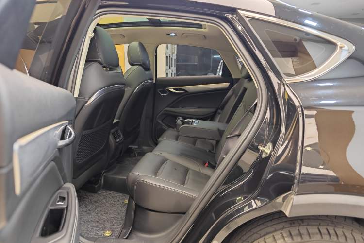 Used Geely Auto Monjaro New Energy 2019 Updated 400T YAOXINGER Pure Electric Range of 56 KM Exterior 9