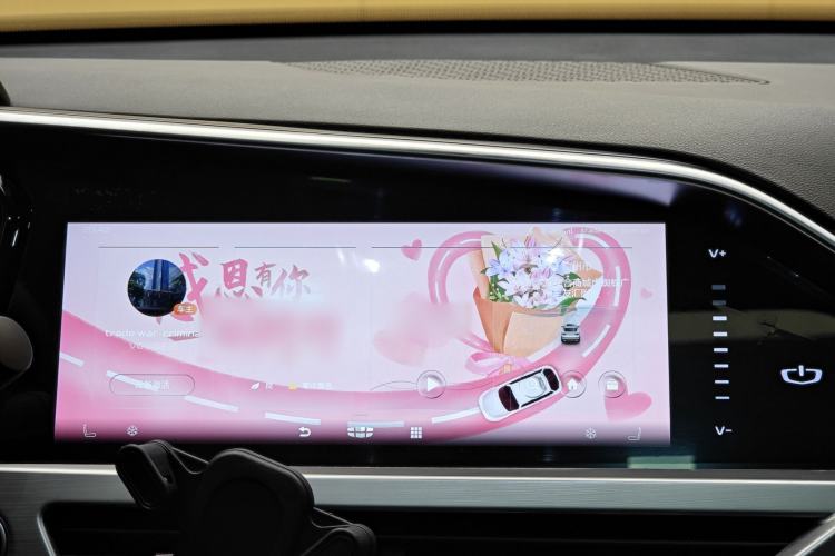 Used Geely Auto Monjaro New Energy 2019 Updated 400T YAOXINGER Pure Electric Range of 56 KM Interior 9