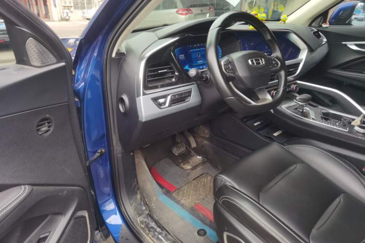 Used Geely Auto Monjaro New Energy 2019 400T YAOXINGZHE Pure Electric Range 80 KM Driver Seat