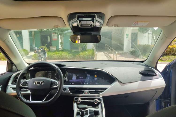 Used Geely Auto Monjaro New Energy 2019 400T Yuxingzhe Pure Electric Range 80 km Headliner