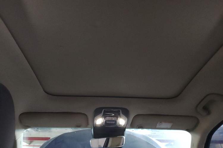 Used Geely Auto Monjaro New Energy 2019 400T Yuxingzhe Pure Electric Range 56 km Headliner