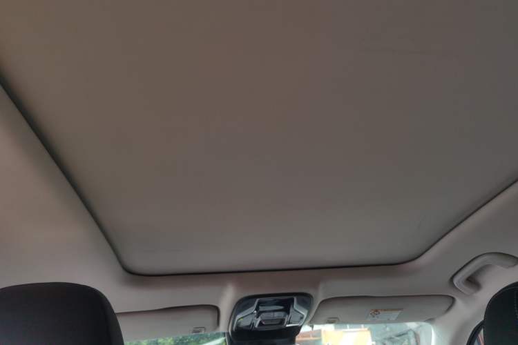 Used Geely Auto Monjaro New Energy 2019 400T YAOXINGZHE Pure Electric Range 80 KM Headliner