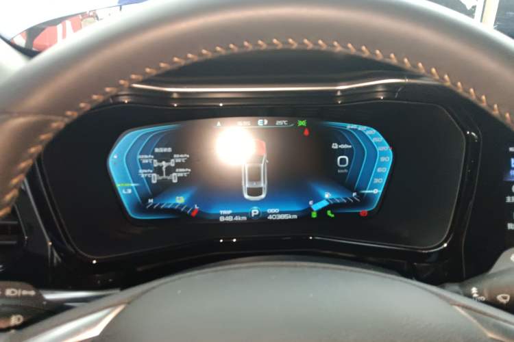 Used Geely Auto Monjaro New Energy 2019 Updated Version 400T Yuxingzhe Pure Electric Range of 80 KM Instrument Cluster