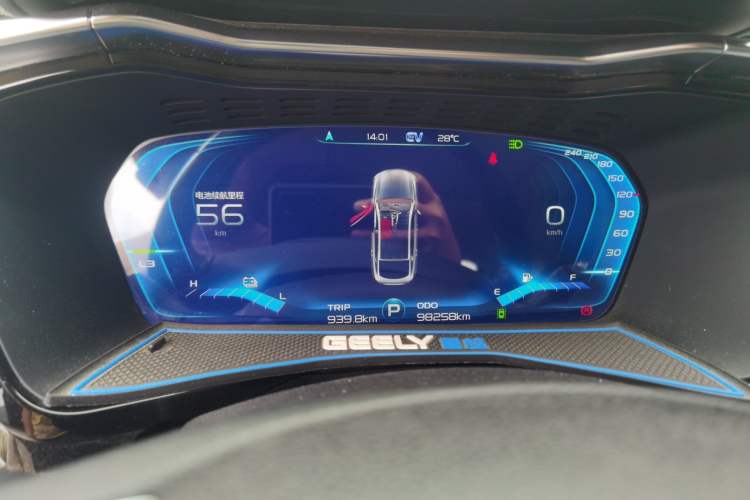 Used Geely Auto Monjaro New Energy 2019 400T YAOXINGZHE Pure Electric Range 80 KM Instrument Cluster