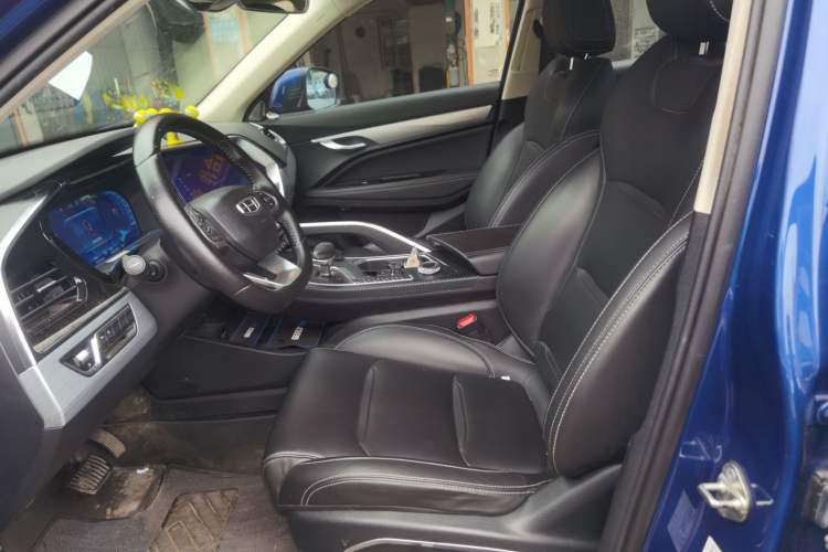 Used Geely Auto Monjaro New Energy 2019 400T YAOXINGZHE Pure Electric Range 80 KM Left Front Seat