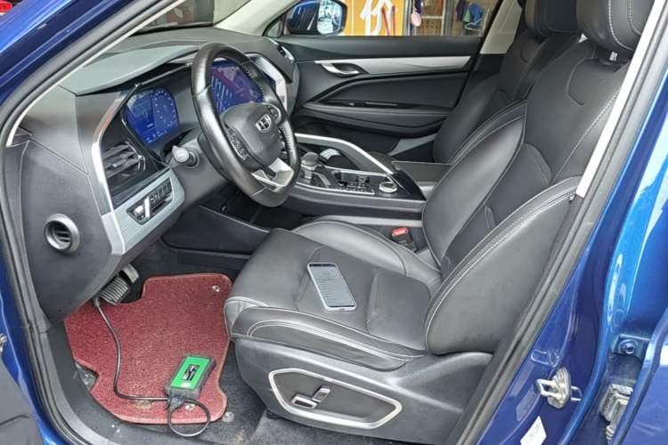 Used Geely Auto Monjaro New Energy 2019 400T YAOXINGZHE Pure Electric Range 80 KM Left Front Seat