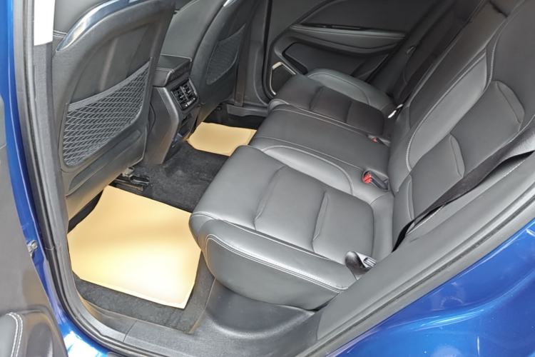 Used Geely Auto Monjaro New Energy 2019 400T YAOXINGZHE Pure Electric Range 80 KM Left Rear Seat