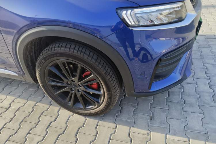 Used Geely Auto Monjaro New Energy 2019 Updated Version 400T Yuxingzhe Pure Electric Range of 80 KM Right Front Wheel Hub