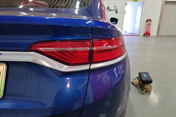 Used Geely Auto Monjaro New Energy 2019 400T YAOXINGZHE Pure Electric Range 80 KM Right Rear Taillight