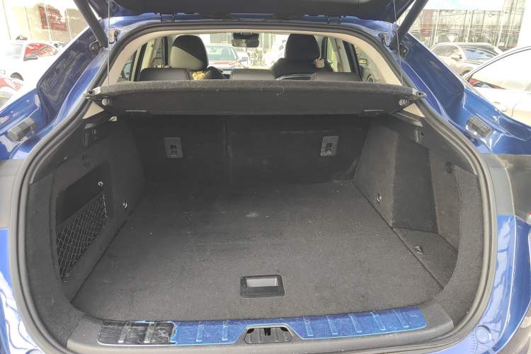 Used Geely Auto Monjaro New Energy 2019 400T YAOXINGZHE Pure Electric Range 80 KM Trunk