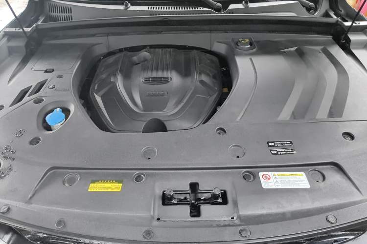 Used Geely Auto Monjaro New Energy 2019 400T YAOXINGER Pure Electric Range 56 km Engine Bay