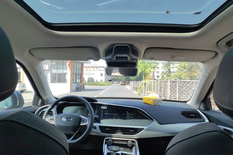 Used Geely Auto Monjaro New Energy 2019 Updated 400T YAOXINGER Pure Electric Range of 56 KM Headliner