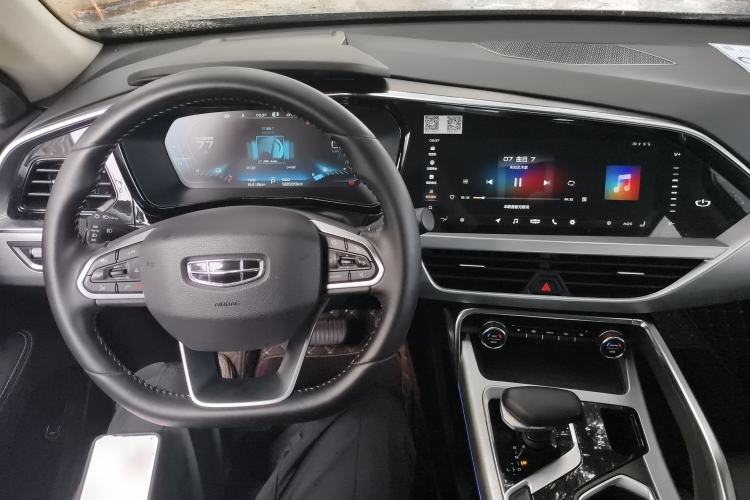 Used Geely Auto Monjaro New Energy 2019 400T YAOXINGER Pure Electric Range 56 km Interior 2